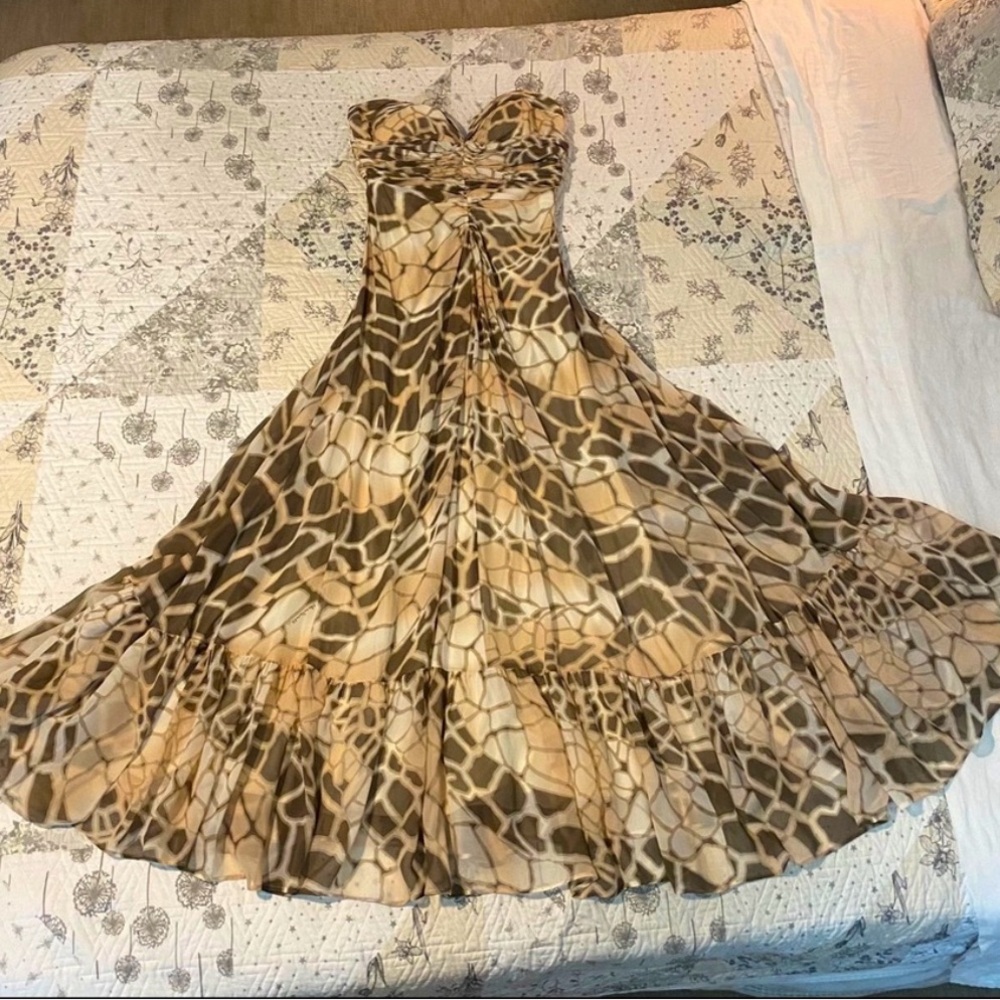 Elegant Animal Print Strapless Dress